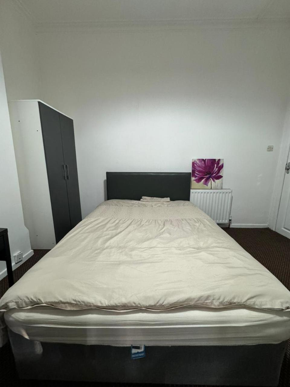 Nice Ensuite Near Cricket Ground Nottingham Bagian luar foto